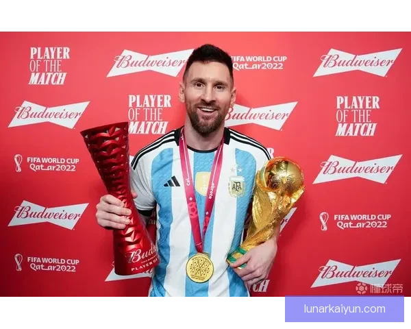 梅西第六次赢得欧洲金靴，书写足球历史新篇章，表现亮眼